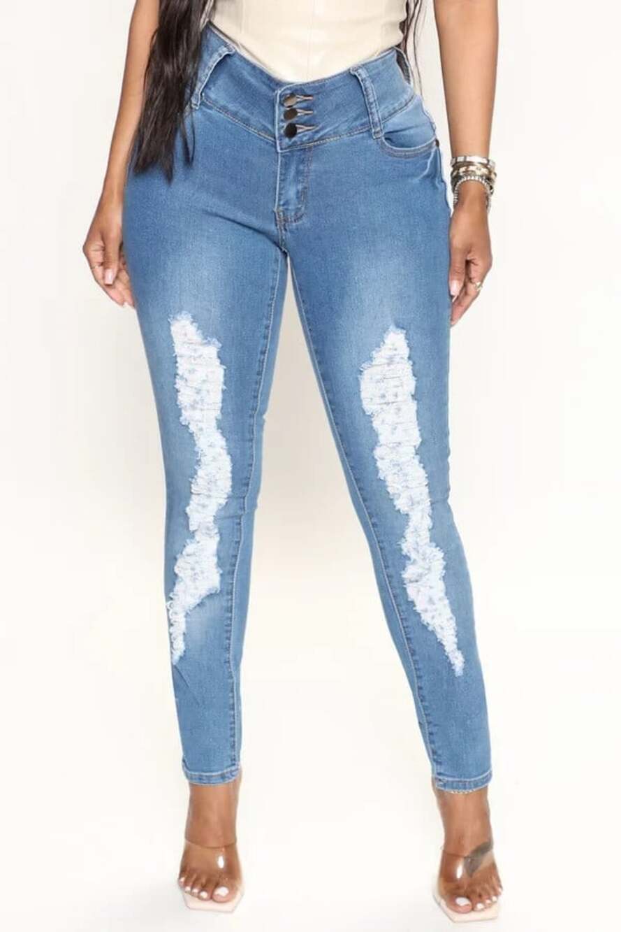 Fashion Nova Bubble Butt Junior's Size 15 Distressed Stretch Skinny Jeans NWT
